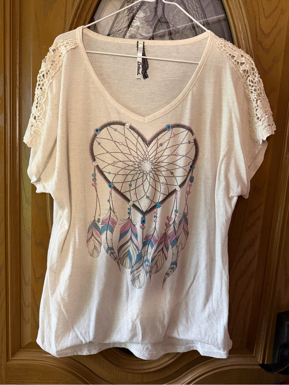Terra & Sky Cream Crochet Sleeve Dreamcatcher Tee with Blue and Pink Accents
